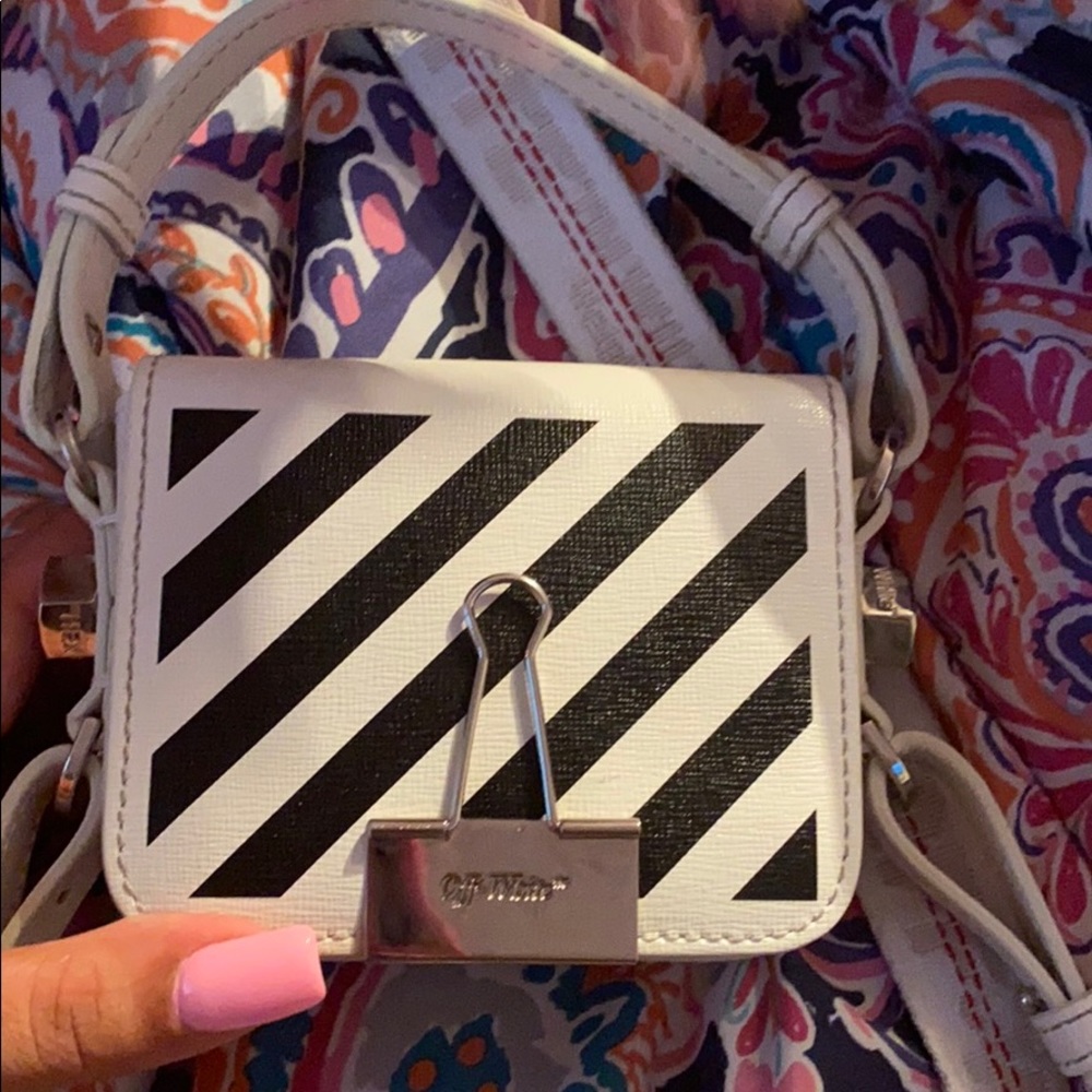 Off white official small binder clip bag
